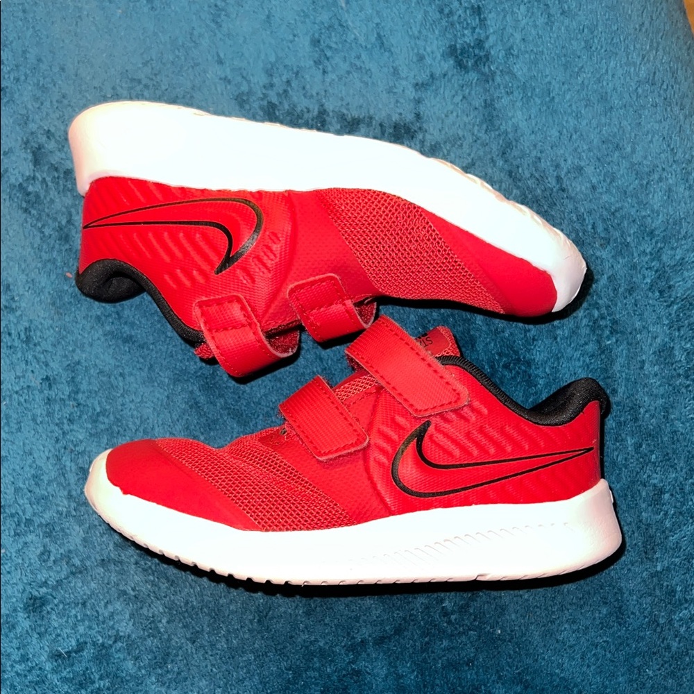 Nike Kids Red and Black Sneakers Size 9C